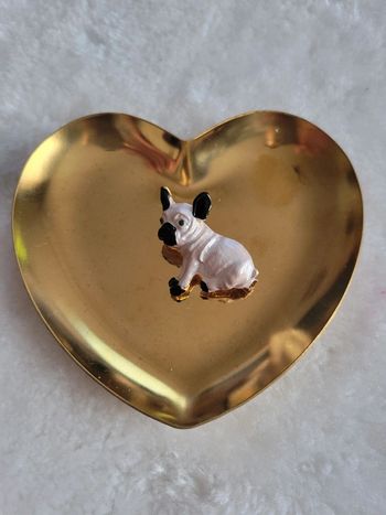 Broche petit bouledogue .