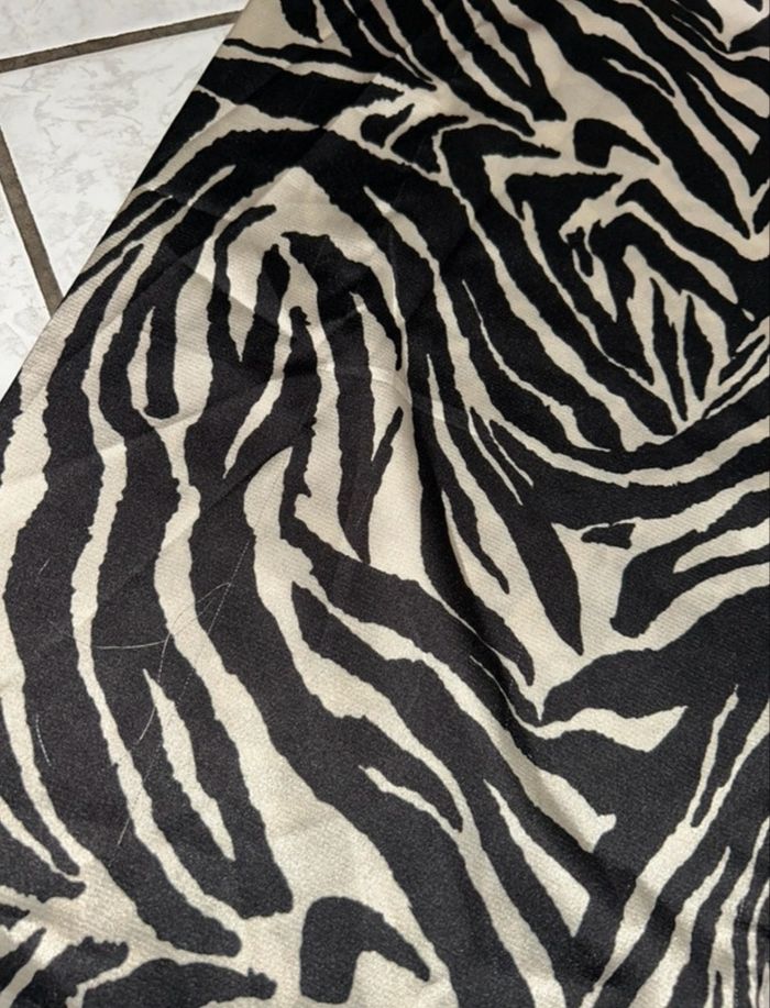 Pantalon fluide à motif zèbre – Taille unique - Très bon état - photo numéro 1