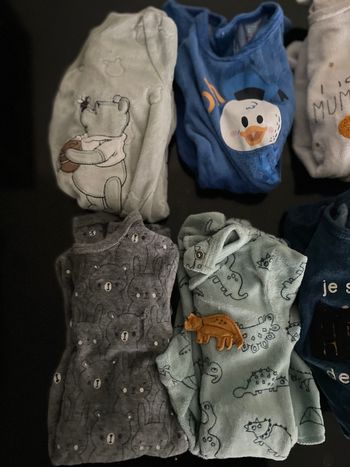Lot de 9 pyjamas 1 mois