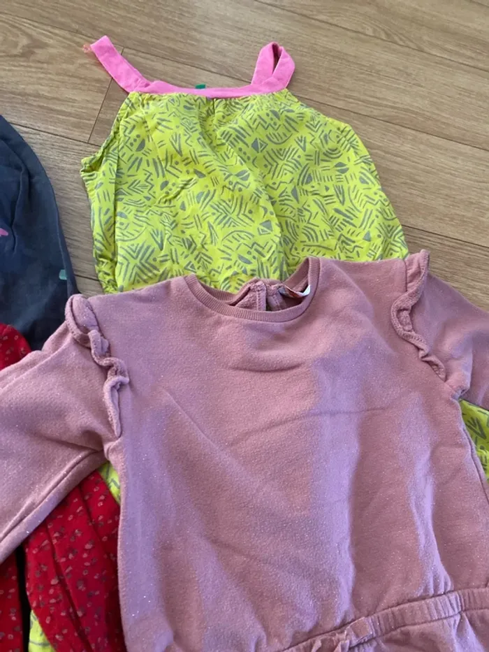 Lot vêtements fille 6 ans - photo numéro 5
