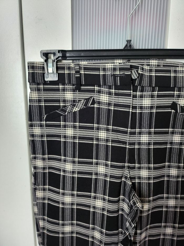 Pantalon court femme taille 44 - photo numéro 2