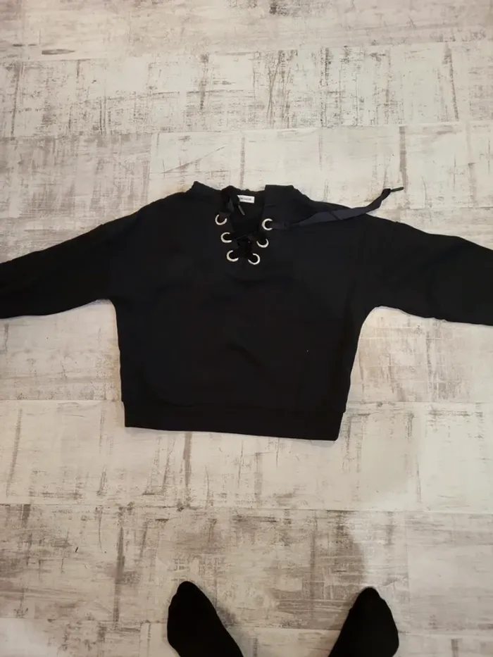 Sweat shirt