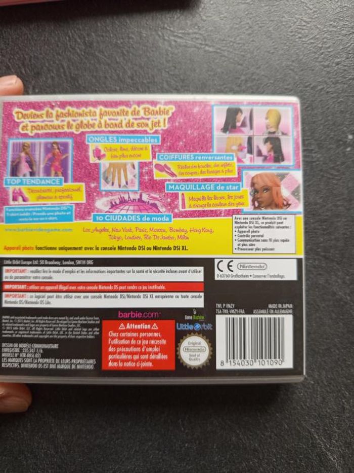 Nintendo - DS - Barbie - Star de la mode - photo numéro 2