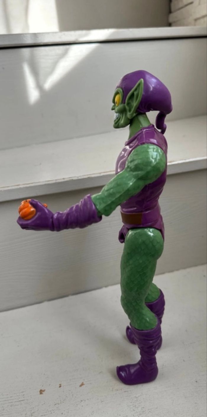 Figurine bouffon vert - photo numéro 2