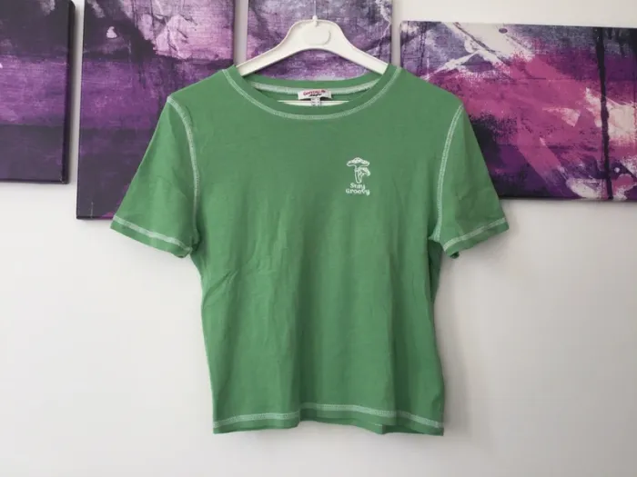 T shirt Jennyfer vert taille 40