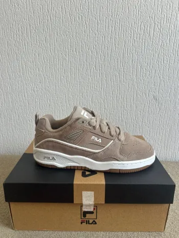 Baskets Fila corda Suède goat 36.5