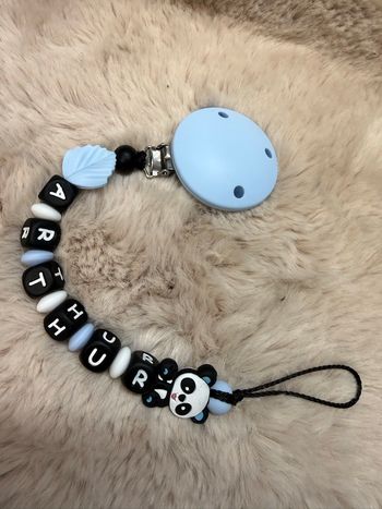 Attache tétine panda