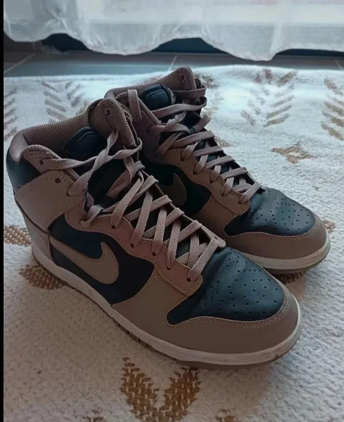 Baskets Dunk high moon fossil Nike