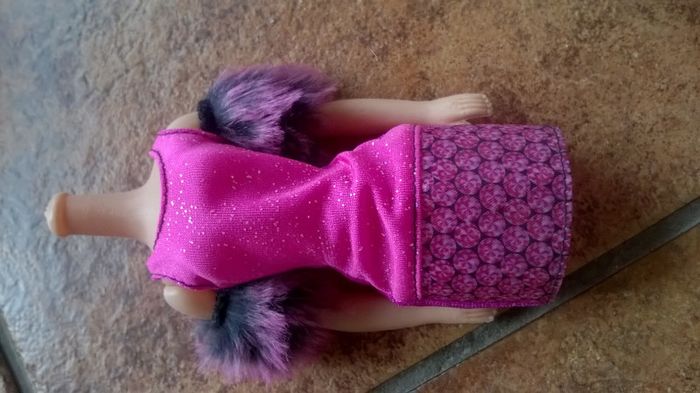 lot de 3 vêtements barbie thème fashion - photo numéro 4
