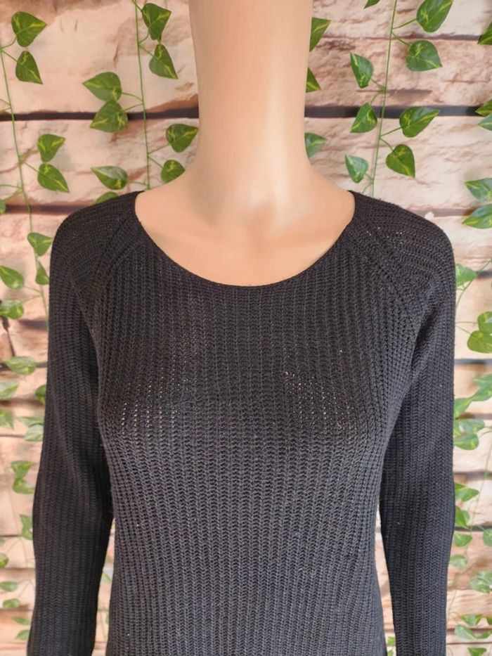 🌸Pull fin noir Benetton Taille 36🌸 - photo numéro 2