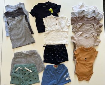 Lot de 22 vêtements bébé 3 mois