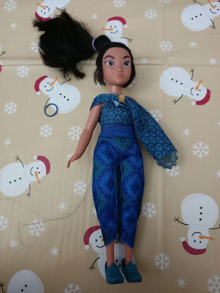 Barbie raya lumière et musique - photo numéro 2