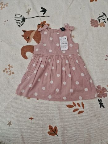 Robe neuve kiabi 12 mois.