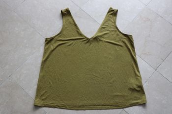 Kiabi débardeur kaki