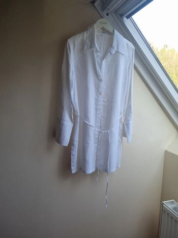 Chemise blanche longue en lin