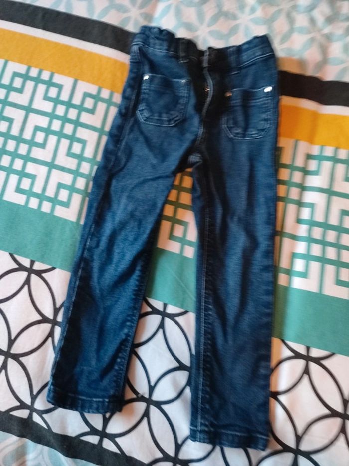 Jean bleu foncé taille 3 ans - photo numéro 2