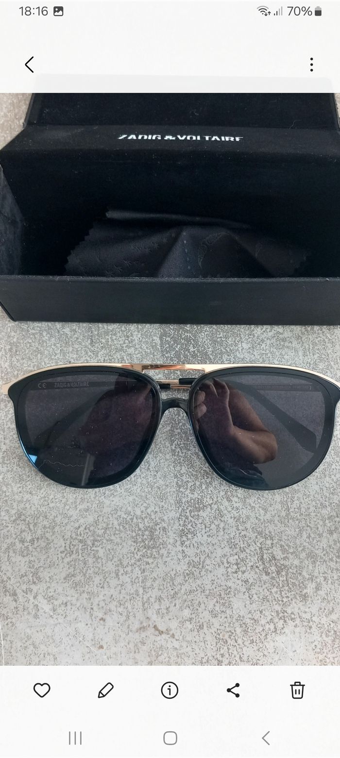Paire de lunette solaire
