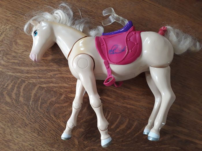 Cheval de Barbie - photo numéro 4