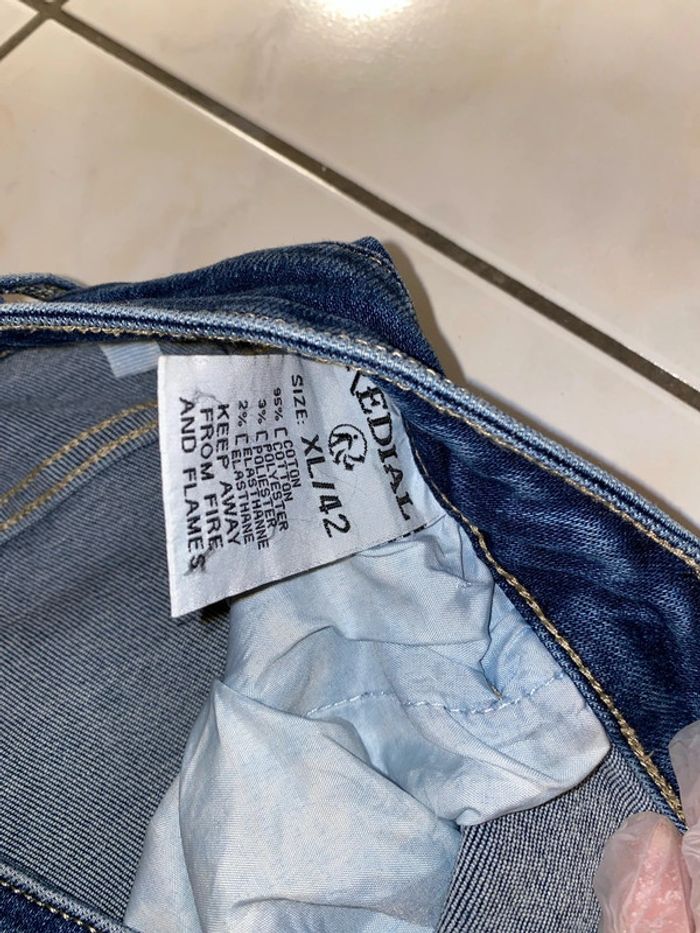 Jeans déchirée 42 /40 - photo numéro 2