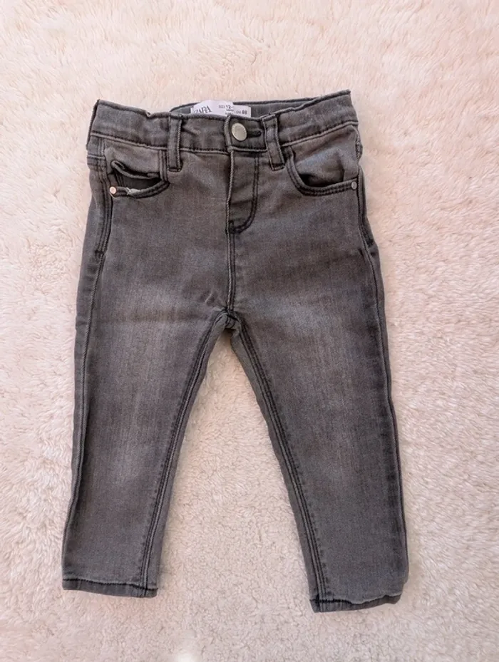 Jeans Zara gris 12-18 mois
