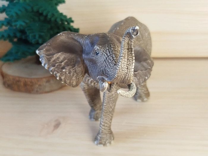 Schleich éléphant d'Afrique Figurine Animal de la savane
