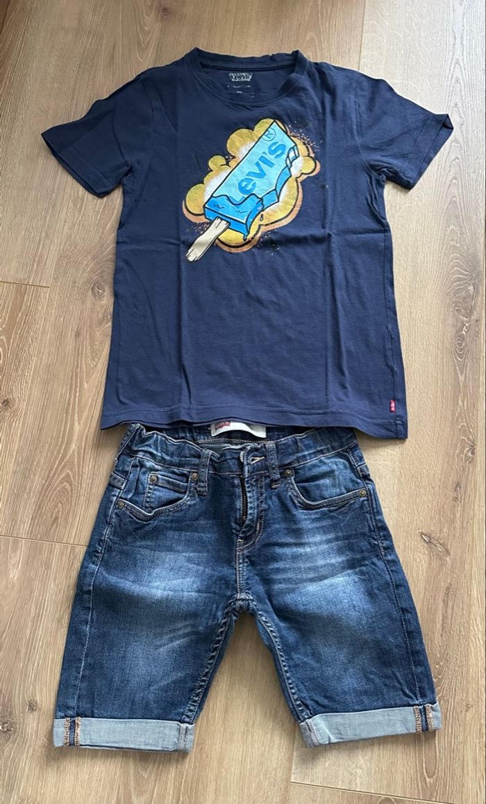 Bermuda Levis 8 ans