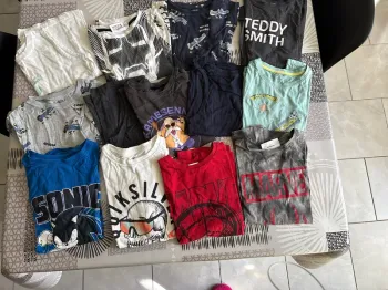 13 tee-shirts