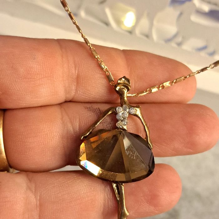 Collier avec pendentif danseuse strass - photo numéro 4