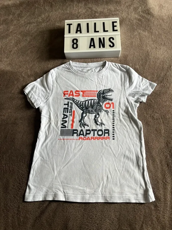 Tee shirt