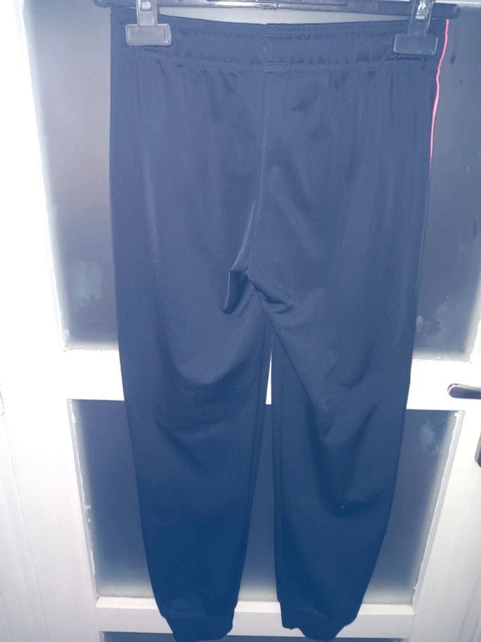 Pantalon Adidas noir , liserés roses 11/12 ans - photo numéro 2