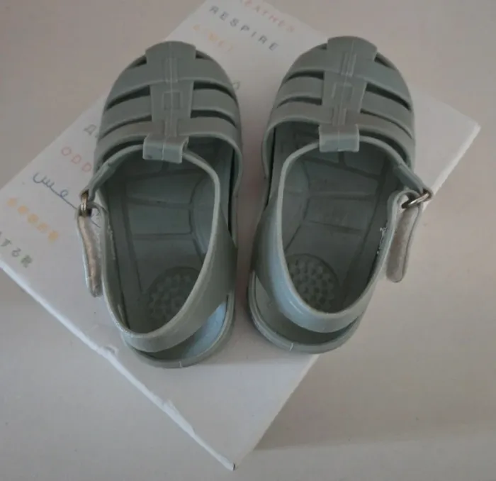 Sandales HEMA - Taille 25 - photo numéro 2