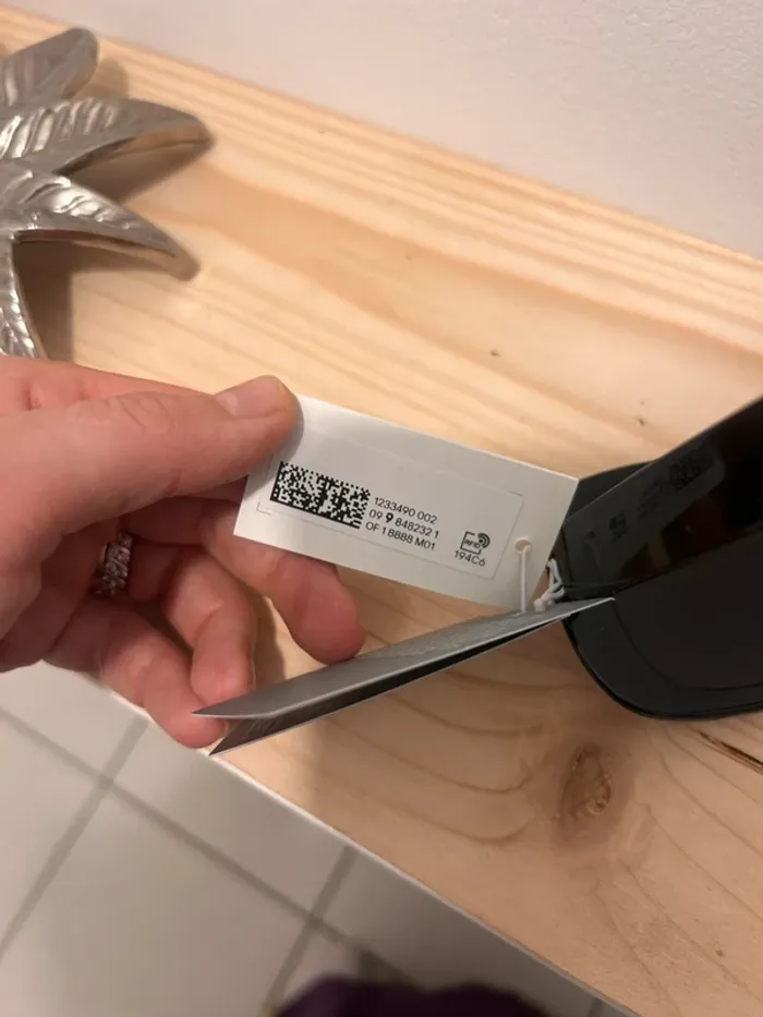 Lunettes de soleil femme H&M neuves - photo numéro 4