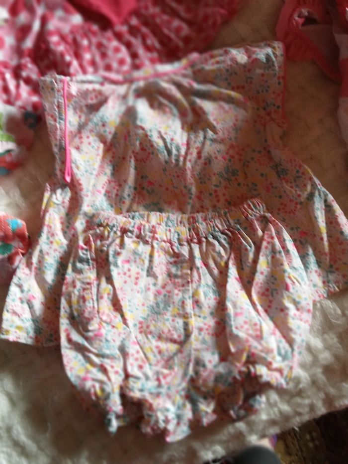 Lot vêtements fille 3mois - photo numéro 4