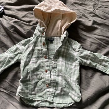 Chemise à capuche vert d’eau