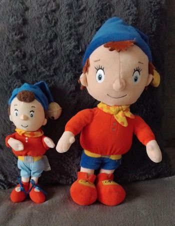 Lot de 2 doudous peluches Oui Oui