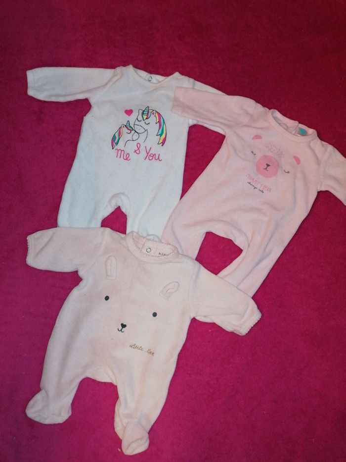 Lot 3 pyjamas 0 mois