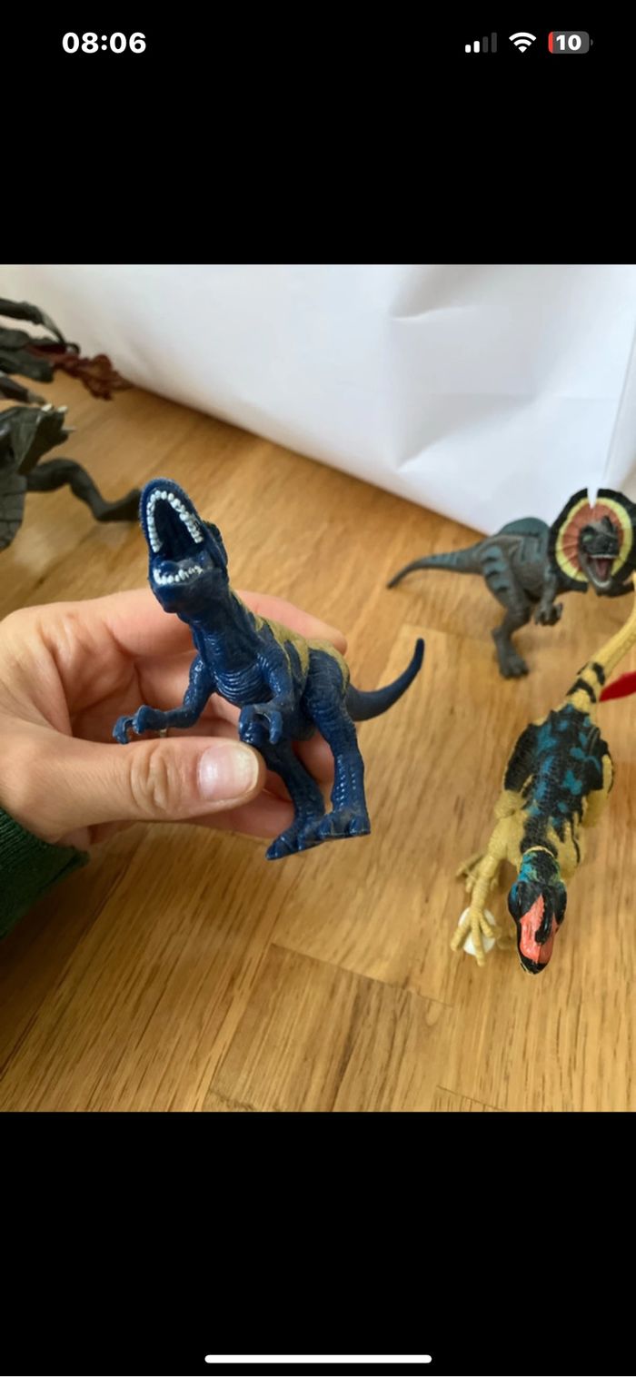 Lot 4 dinosaures - photo numéro 3