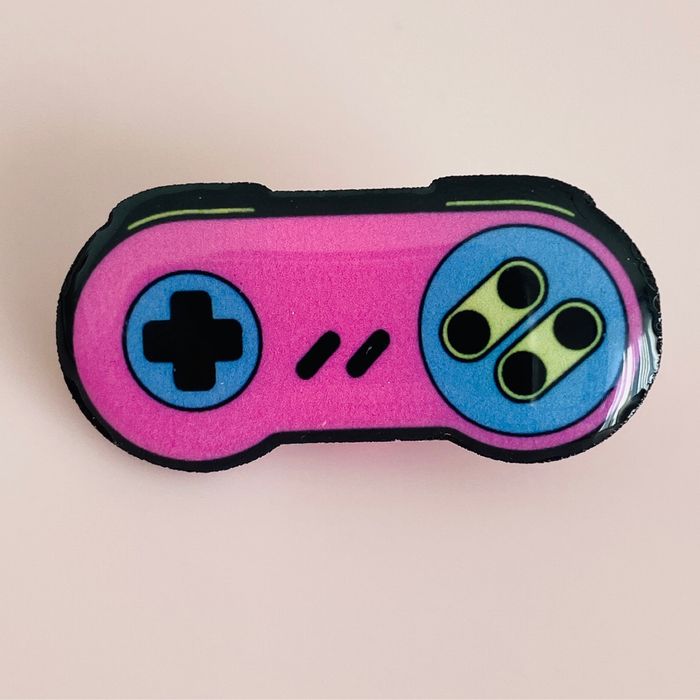 Pins Fait Main Résine Kawaii Manette Rose