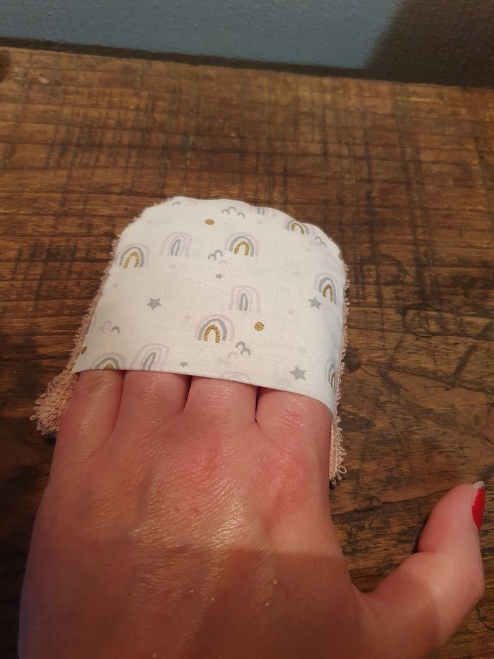 Débarbouillettes arc en ciel rose - photo numéro 3