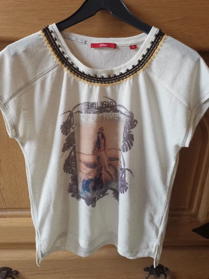 Joli tee-shirt S. Oliver taille 38