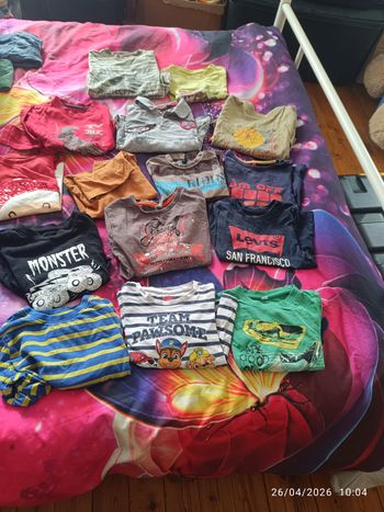 Lot de tee shirt manches longues taille 3 ans 