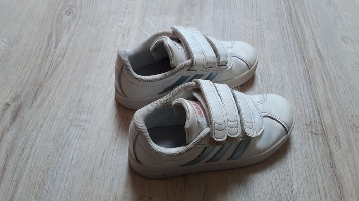 Baskets Adidas p.28 - photo numéro 2