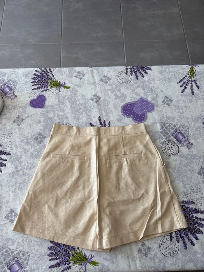 Short Daphnea - photo numéro 3