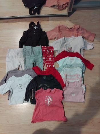 Lot vêtements 1 moiq 