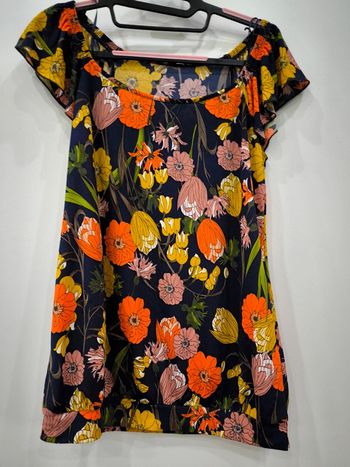 T shirt taille 1 38-40) neuf