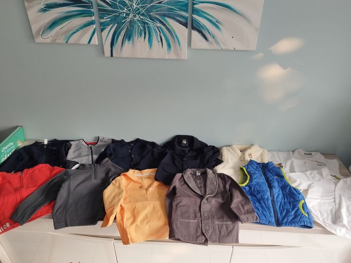 Lot de 61 vêtements garçon 24 mois - photo numéro 6