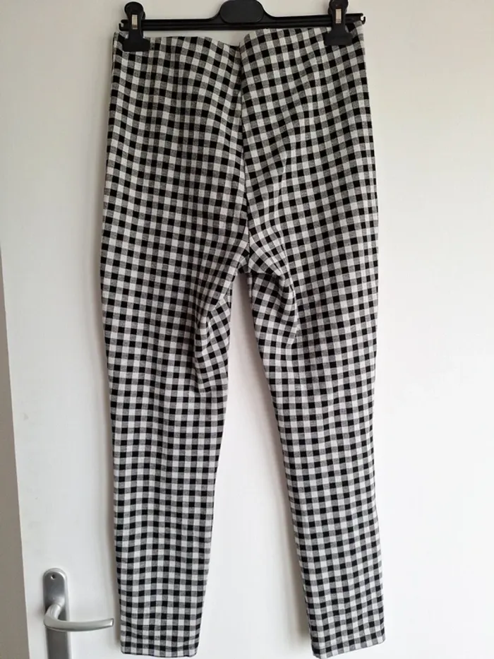 Pantalon Zara à carreaux 🔥 - photo numéro 4