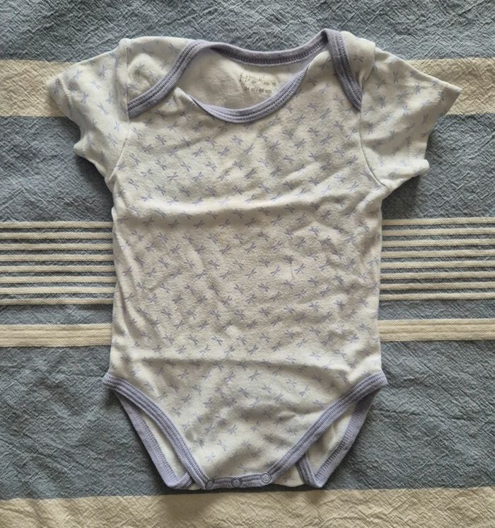 Lot de 2 bodys 24 mois - photo numéro 2
