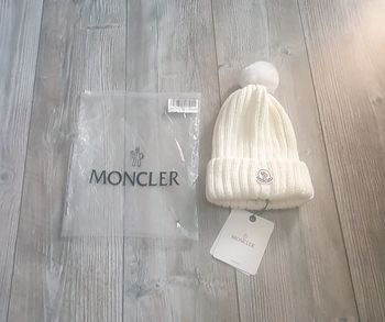 Bonnet moncler blanc