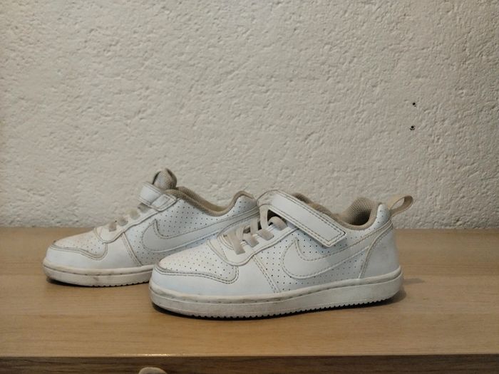 Nike blanche - photo numéro 2